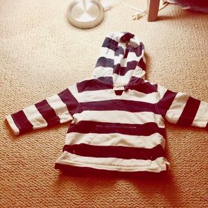 Hanna Andersson toddler long sleeved hooded shirt